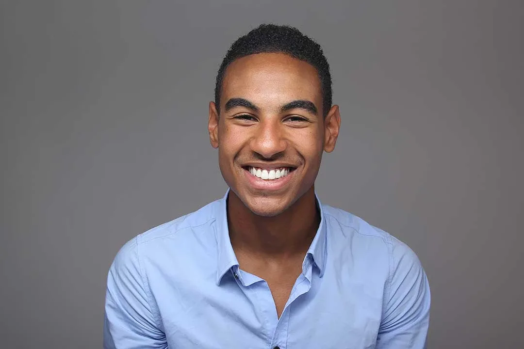 من هو المرشح الجيد لتغيير الابتسامة؟