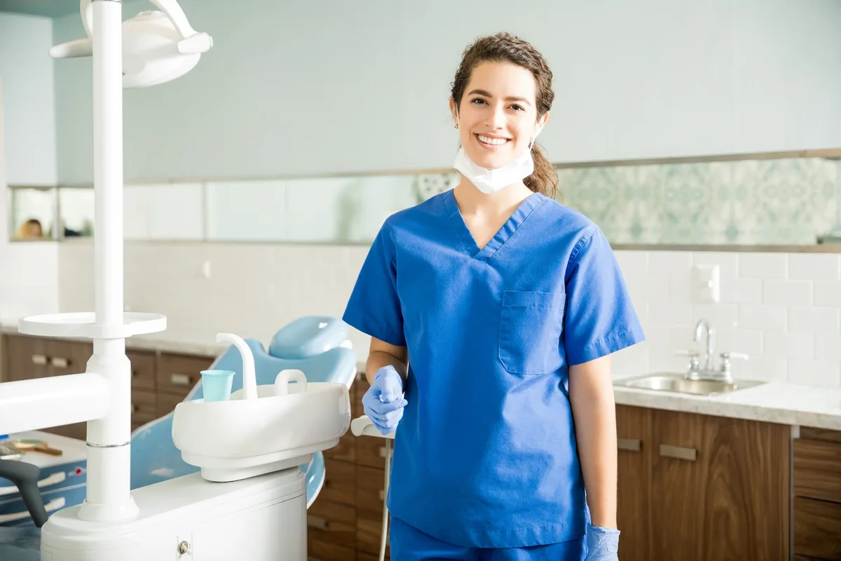 What Is a Dental Hygienist? - What They Do & Qualifications