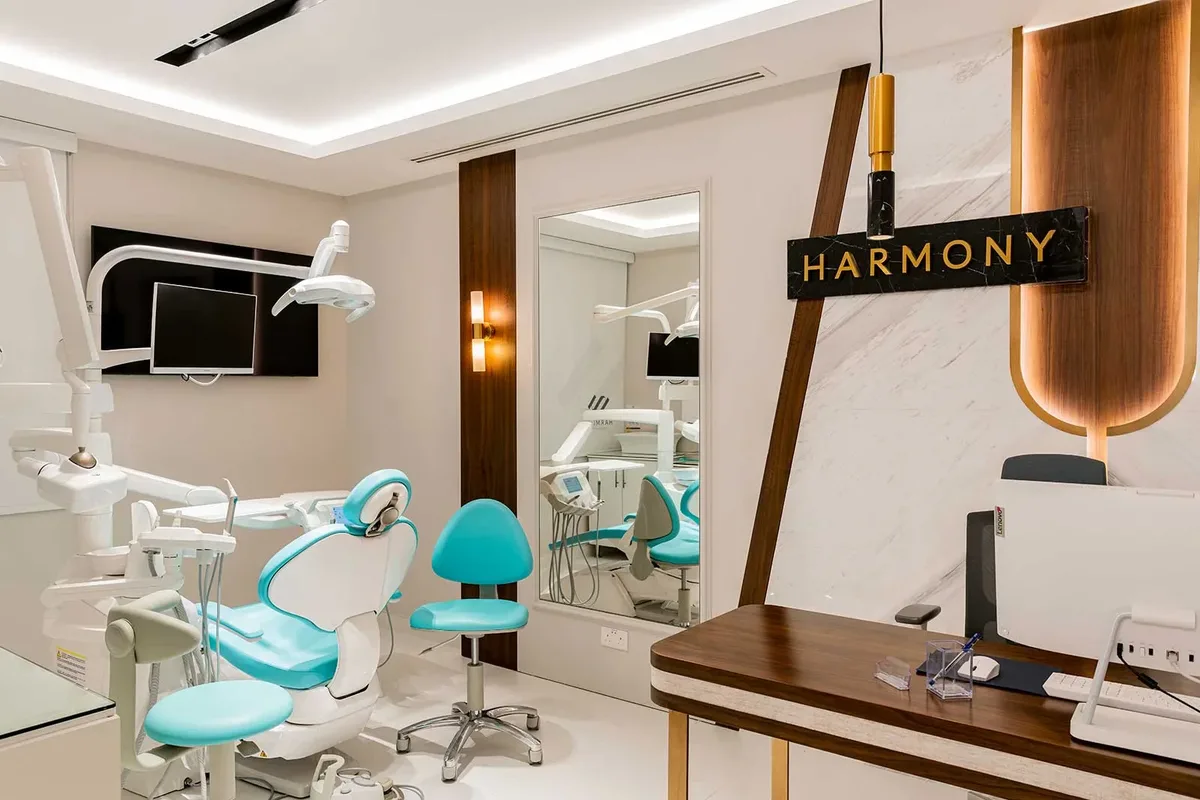 dental clinic in palm jumeirah